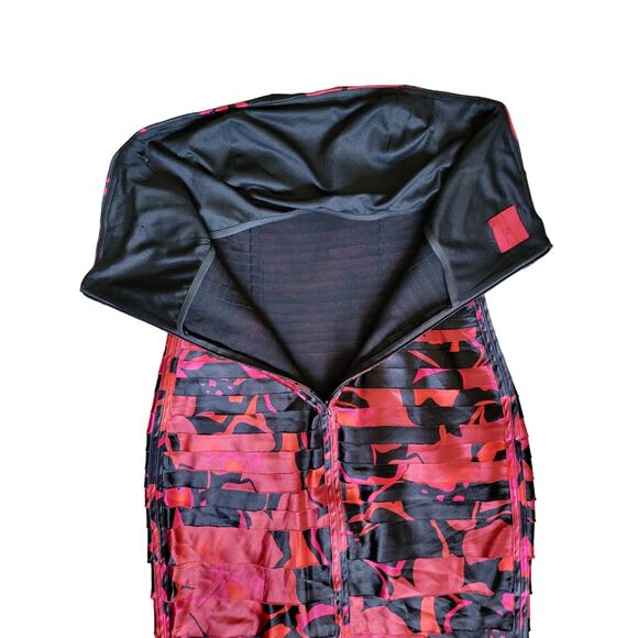 JS Collection Sheath Shutter Pleats Red Strapless Fitted Cocktail Dress Size 6 - Picture 6 of 6